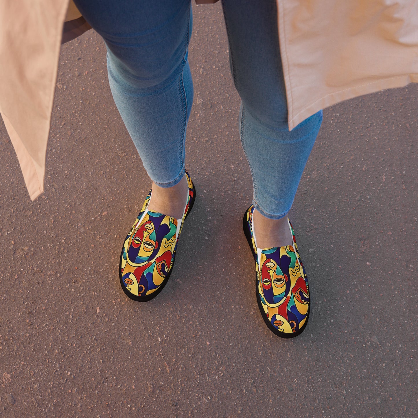  ÀWỌN ÀYA African print slip-on shoes for Juneteenth streetwear 